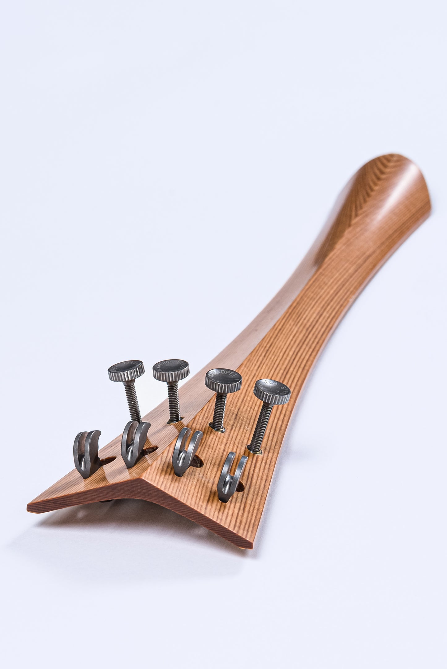 Saitenhalter Cello Englisch